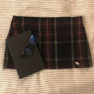 JUST IN! Abercrombie mini skirt